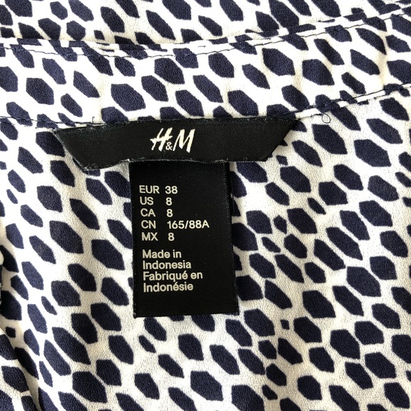 H&M Pattern Sleeveless Blouse, Size: 8 - Picture 7 of 7